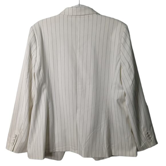 Ann Taylor Factory One Button Blazer White Blue Pinstripe Plus Size 16 NWT - Picture 2 of 11